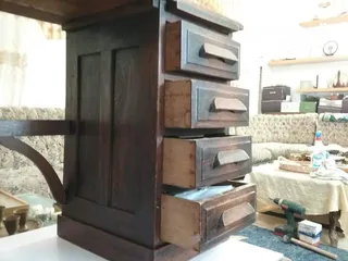  25 انتيك - مكتب خشب بلوط صناعه يدويه بالكامل قبل المكن والبراغي 1890 الي 1910 4 ادراج
