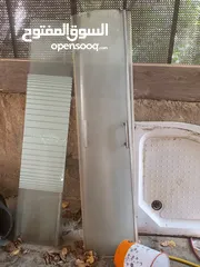  1 شاور سكريت كامل بحالة جيدة