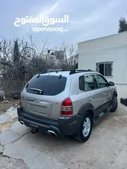  2 هيونداي توسان 2008