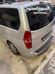  19 هونداي H1 i800 2008 محول كامل 2018 فحص نخب اتوماتيكك!! ركزز فل الفل