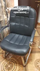  11 عفش محل للبيع مع متفرقات