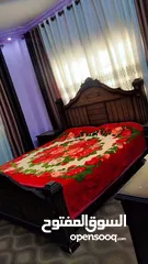  1 غرفة نوم خشب ممتاز مستعملة بحالة الجديد
