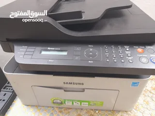  1 طابعه سامسونج ليزر اسود بحاله جيده للبيع