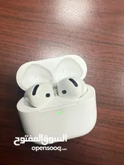  2 Airpods 4 noise cancelation