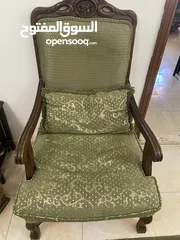  3 طقم كنب للبيع بحالة جيدة جدا