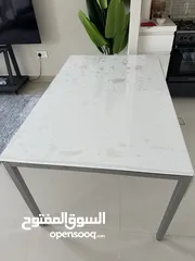  2 Ikea table