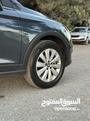  3 SEAT ARONA