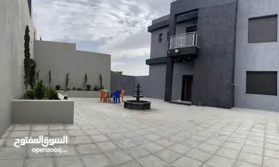  14 مزرعة للإجار في العالوك
