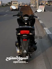  2 PCX الجيل الثاني ياباني