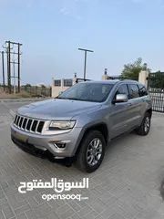  5 Lady driven GCC specs jeep grand Cherokee laredo 2016 (1st owner)