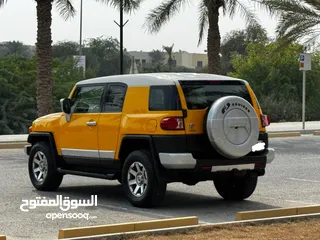  6 Toyota FJ-Cruiser 2017 (White&Yellow)