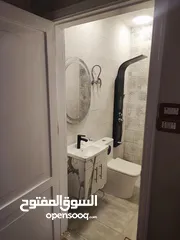  11 خلدا من المالك