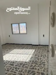  6 منزل كبير  الزرقاء/ الوسط التجاري