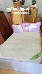  19 تخت مفرد ونص مع فرشه زنبركيه