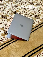  5 MacBook Pro and MacBook Air all models available