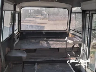  9 باص جر تويوتا يصلح لمزرعة او صاحب اغنام نضيف جدا  السعر بعد المعاينه