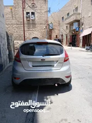  5 فورد فيستا موديل 2012 للبيع