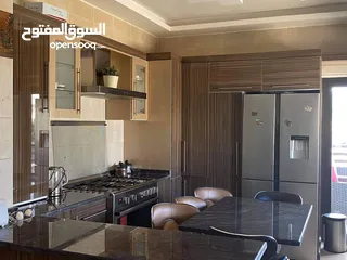  17 شقة 150م للبيع في مرج الحمام خلف المدارس العالمية دقيقتين فقط عن شارع المطار