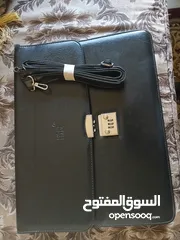  1 حقيبه يد فاخره ماركه مونت بلانك الشهيره.   dial look mont blank breifcase جديده لم تستعمل