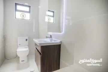  2 للبيع من المالك و بسعر مغري شقه فاخره 150م ارضيه لم تسكن في ابو علندا الجديده
