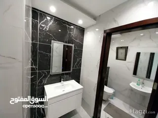  4 شقه طابقيه بمساحه 320 متر مربع طابق اول في حي راقي وهادئ في منطقه دير ... ( Property ID : 30610 )