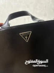  4 شنطيتين جيس وشنطة تيد بيكر
