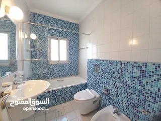  5 شقة غير مفروشة للإيجار 400م2 ( Property 19553 )-174847773