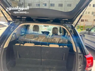  3 متسوبيشي اوتلاند2017   اصل برايفت     يداولى.    4x2  بنزين ماطور 2000.     7ركاب
