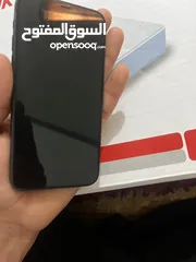 4 iPhone 11pro مستعمل حاله ممتازه لون زيتي سعة التخزين 256بطاريه 93 معا شاحن