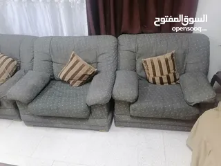  6 طقمين كنب للبيع بسعر مغري