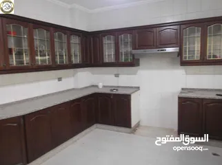  12 شقة أرضية مميزة للبيع في دير غبار 200م مع ترس 65م
