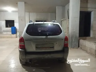  4 هونداي توسان