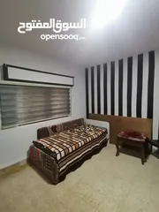  7 شقة طابق كامل للبيع في جبل النصر
