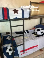  2 سرير طابقين حديد بحالة ممتازة وبسعر مناسب جداً