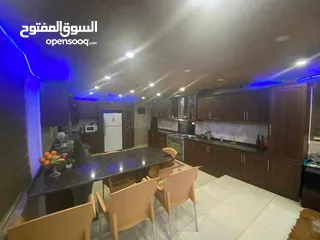  8 مطبخ للبيع