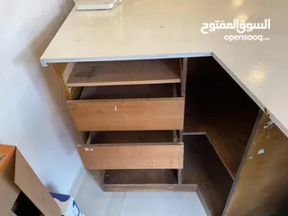  3 Office Desk for urgent sale in Zinj