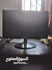  1 Samsung شاشة بحالة ممتازة