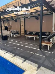  3 مظلات وديكورات الشهم
