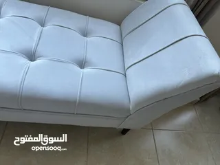  25 طقم كنب جلد اسود matt 3 قطع السعر. 280 دينار