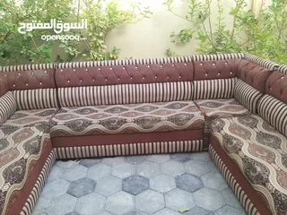  1 يوجد لدي كراسي غنفات يوجد توصيل للبيع