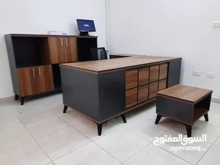  22 مكتب قياس 160*80 مع جانبيه وطاولة وسط خشب لامينت مستورد بسعر المصنع تفصيل جميع الموديلات جميع المقاس