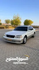  2 لكزس LS400