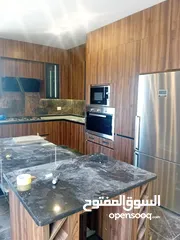  21 شقة فخمة ومطلة على عمان  طابق ثالث مع روف للبيع في اجمل مناطق دير غبار بسعر لقطه