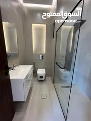  3 ارضية مع ترس في ضاحية النخيل تشطيب ملوكي و منطقة فلل
