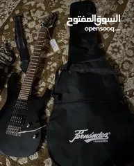 4 As new electric guitar جيتار كهربائي كالجديد