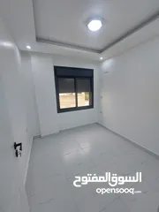  4 استوديوهات جديده عدد 2 للبيع بقوشان واحد في اربد موقع مميز بجانب مستشفى اربد التخصصي قرب سيتي مول