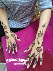  8 henna artist