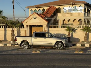  12 Dodge RAM 1500 Limited