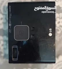  2 بروجكتر LG