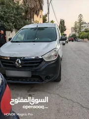  1 فان رينو دوكر 2015 بحاله جيده جدا استخدام شخصي ليس بحاجه اي نوع من الصيانه  للجادين فقط
